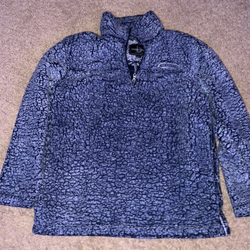 Creighton sherpa from boxercraft. Color: dark blue. Condition: lightly worn.